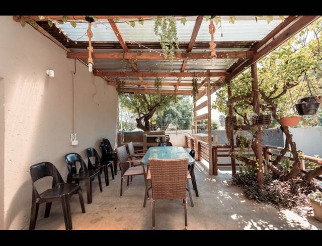 12 BEDROOM HOUSE FOR SALE IN KENSINGTON